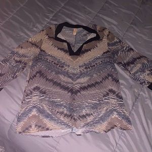 Sheer Black and Tan top three qrtr length sleeves